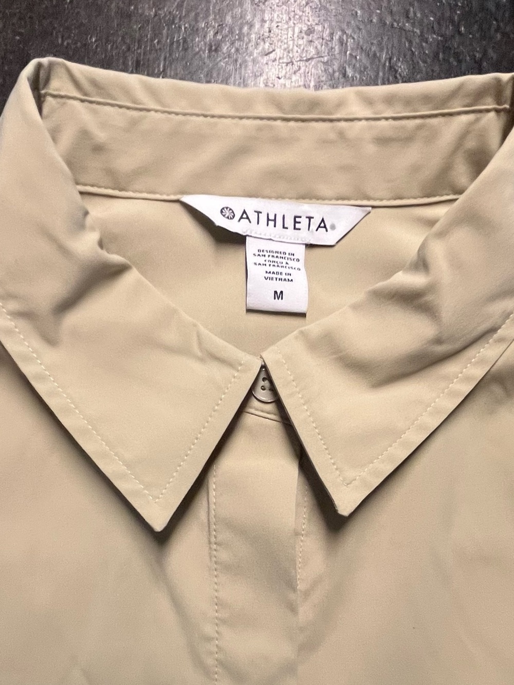 NWT Athleta LS Cropped Long Sleeve Tan Blouse, M oversized